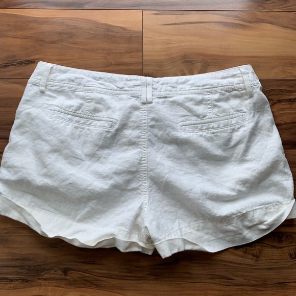 Forever 21 cuffed hem shorts 30 - Picture 2 of 8